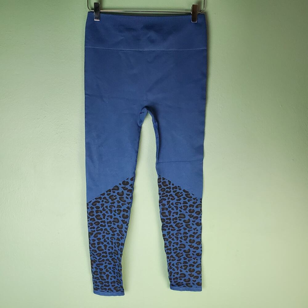 Fabletics Womens Blue High Waisted Seamless Leopard Legging Size Large